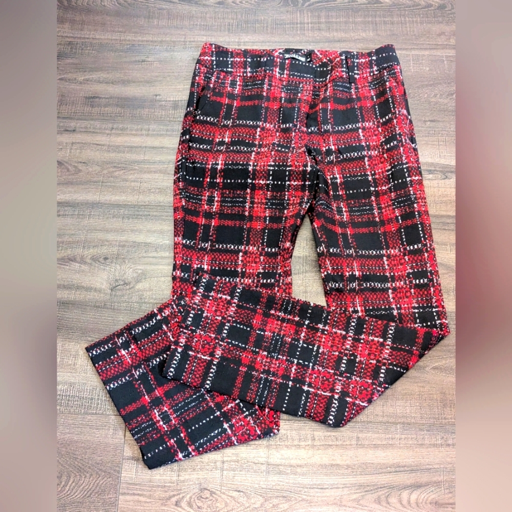 7th Avenue Design Studio Plaid Stretchy Red Black Gray Pants NWOT